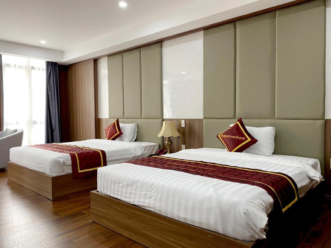 NguyẽN QuyèN Hotel 하노이 외부 사진