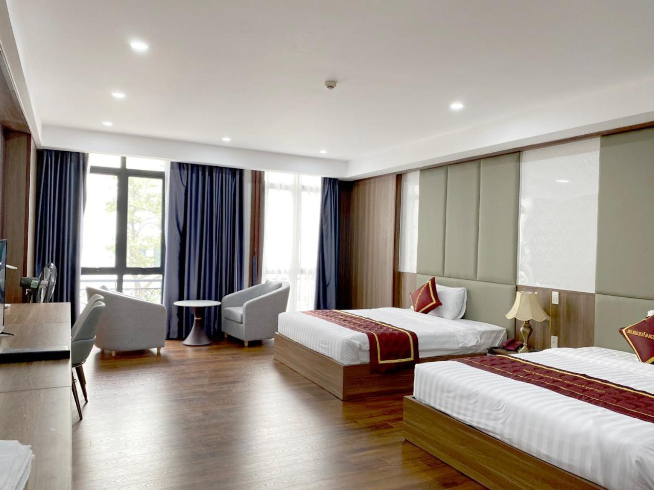 NguyẽN QuyèN Hotel 하노이 외부 사진